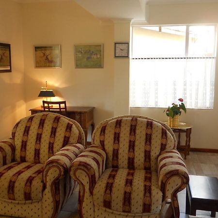 Magaliqua Guest House Noordheuwel Extérieur photo