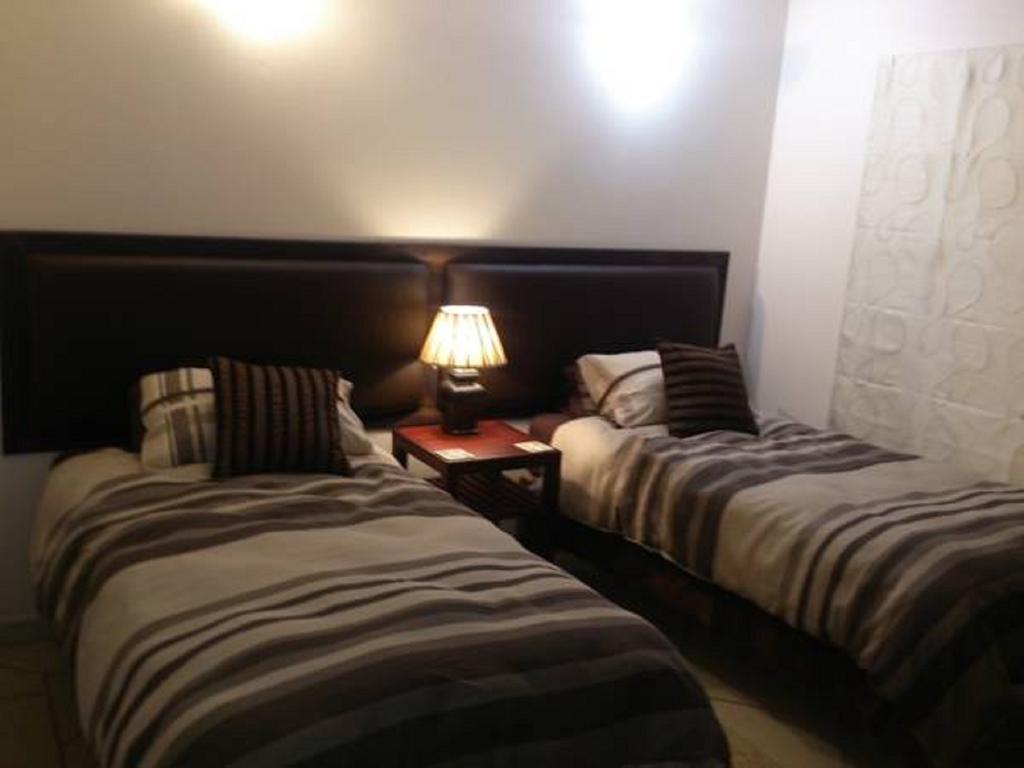 Magaliqua Guest House Noordheuwel Extérieur photo
