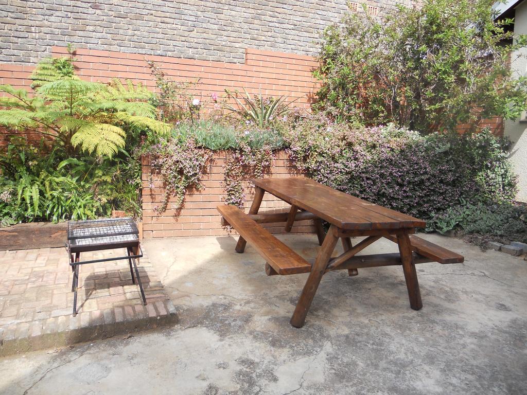Magaliqua Guest House Noordheuwel Extérieur photo